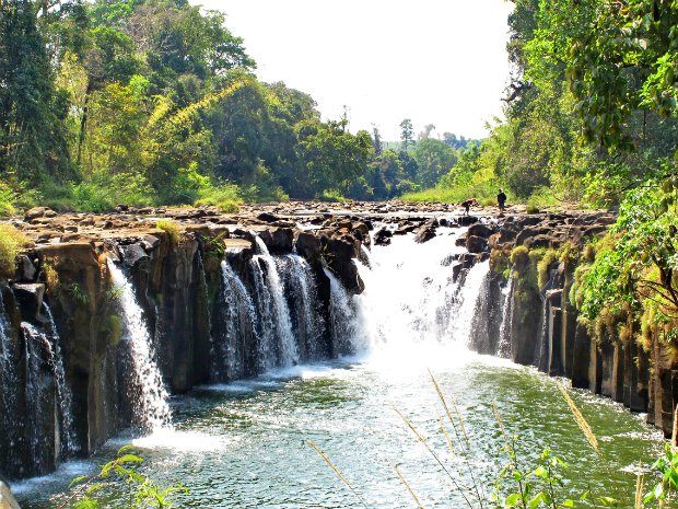 Tour giá rẻ đặc biệt: Du lịch Lào Campuchia – 4 ngày 3 đêm khám phá sông MeKong | Pakse | Cao Nguyên Bolaven từ TP HCM