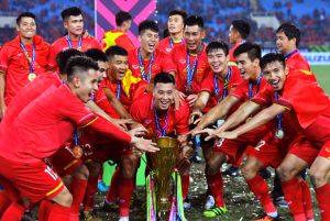Cuồng nhiệt cổ vũ đội tuyển Việt Nam tại AFC CUP và khám phá Các tiểu vương quốc Arab