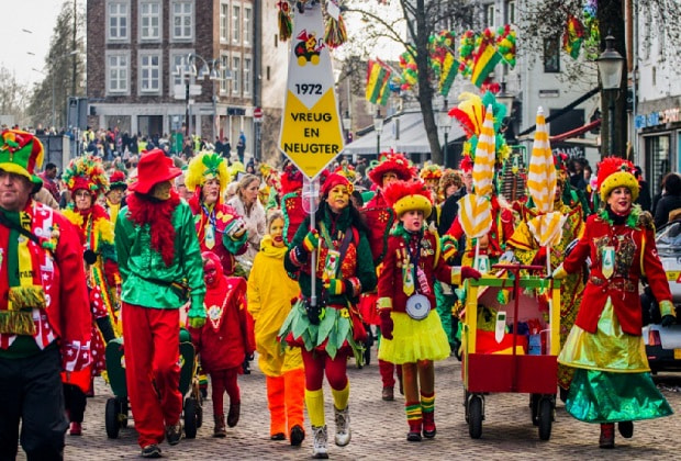 du lịch hà lan - Lễ hội hóa trang mùa hè Rotterdam