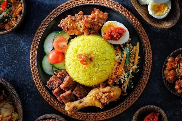 Du lịch Indonesia - Cơm Nasi Kuning