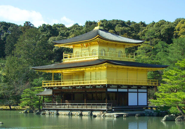 Du lịch Nhật Bản trọn gói - đền vàng rực rỡ