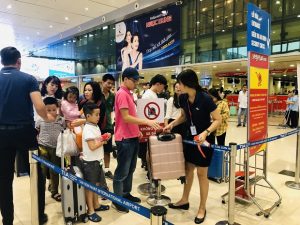 Vietjet Air và Jetstar áp dụng mức phí từ 500,000 – 550,000 đồng cho hành lý xách tay quá cước
