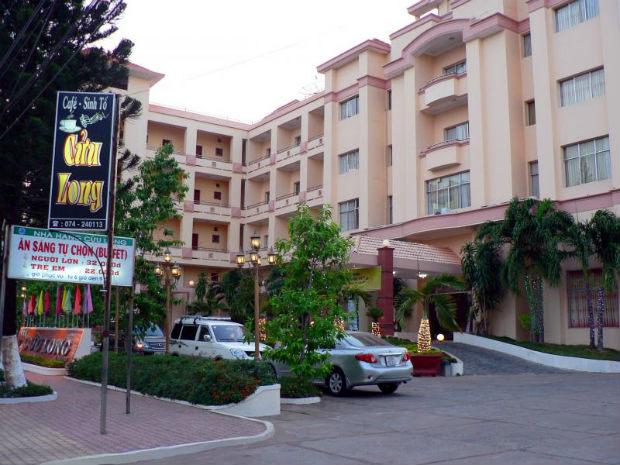 Khách sạn Trà Vinh 