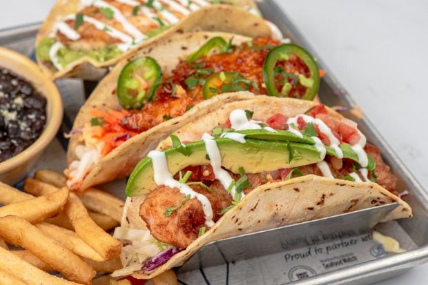 Tacos c&aacute; kiểu West Coast &ndash; m&oacute;n ngon nổi bật tại Orange County, California