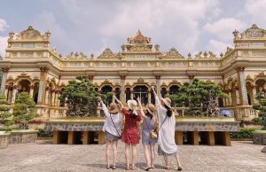 Tour du lịch Sài Gòn Miền Tây 1 ngày | Ngắm cảnh Tứ linh trên sông