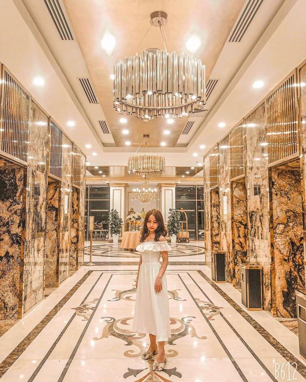 Khách sạn nên ở tại Đà Nẵng có dát vàng