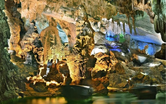 Khám phá "vương quốc hang động" Quảng Bình trong hành trình 4 ngày 3 đêm