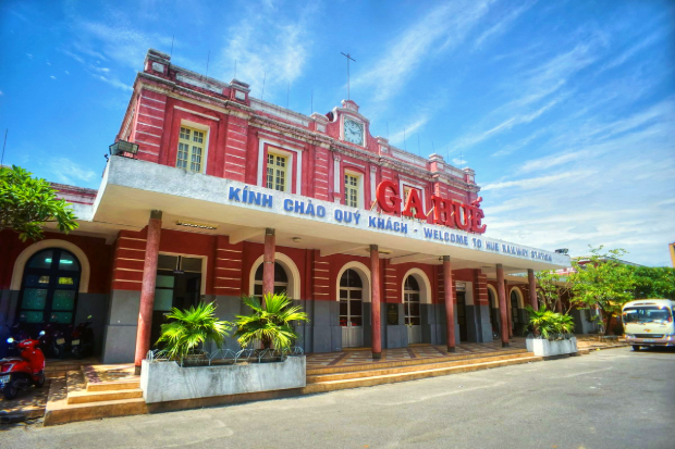 Ga Huế