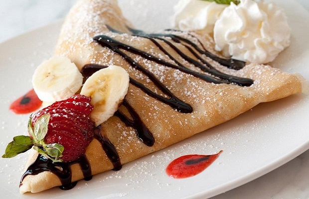 Crepe là món bánh ngọt trứ danh mỗi khi nhắc đến ẩm thực nước Pháp Bánh Crepe