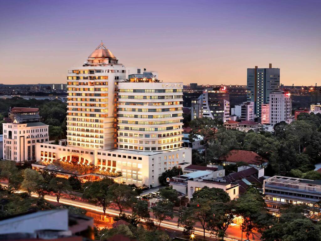 Kh&aacute;ch sạn cao cấp Sofitel S&agrave;i G&ograve;n Plaza