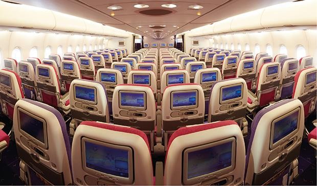 B&ecirc;n trong m&aacute;y bay Thai Airways |H&atilde;ng Thai Airways c&oacute; tốt kh&ocirc;ng?