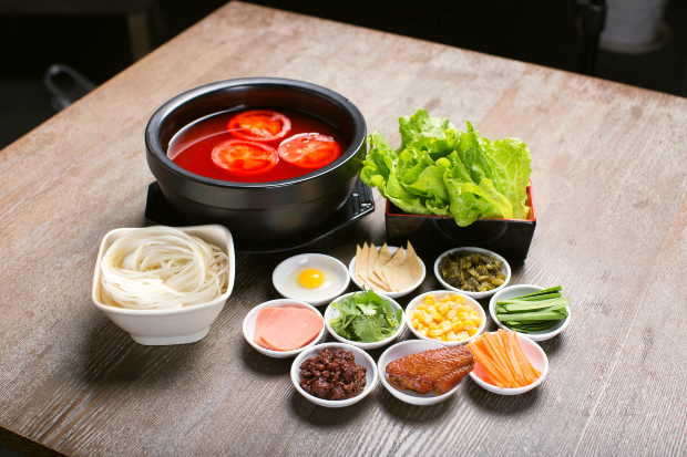 Bún qua cầu - Món ăn độc đáo không thể bỏ qua ở Lệ Giang Bún qua cầu