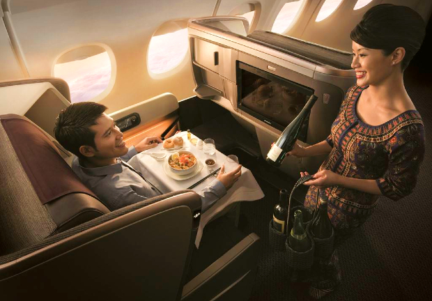 h&agrave;nh kh&aacute;ch hạng thương gia đi Mỹ