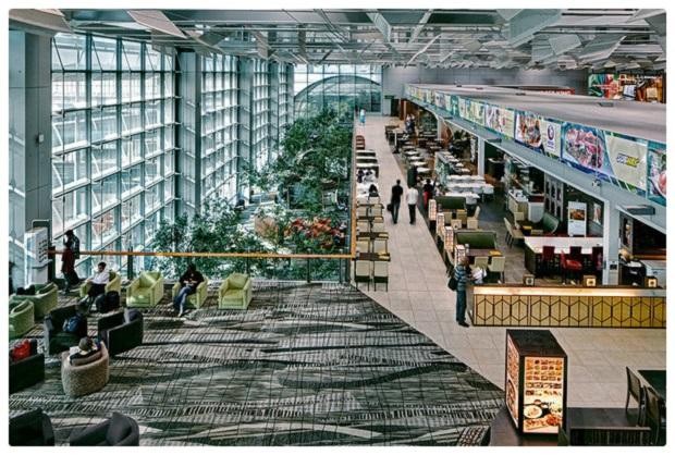 Khu ẩm thực, mua sắm sân bay Changi | Singapore có mấy sân bay? Hỏi &đáp về sân bay Singapore