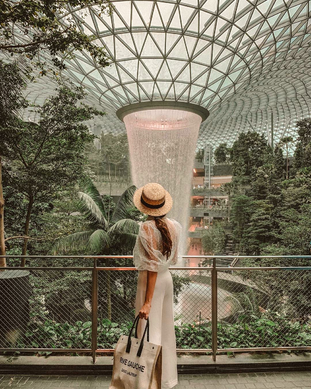 Sân bay quốc tế Changi là một trong những sân bay tuyệt vời nhất thế giới Sân bay quốc tế Changi