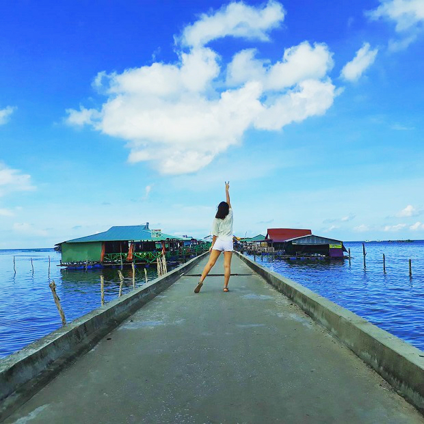 Làng chài hàm ninh