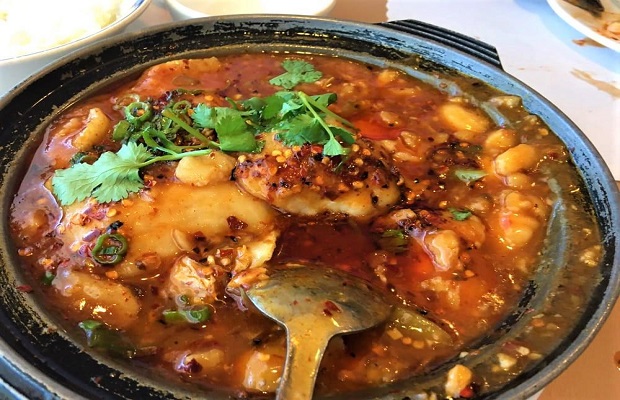 kinh nghiệm du lịch phượng hoàng cổ trấn - lẩu cá cay