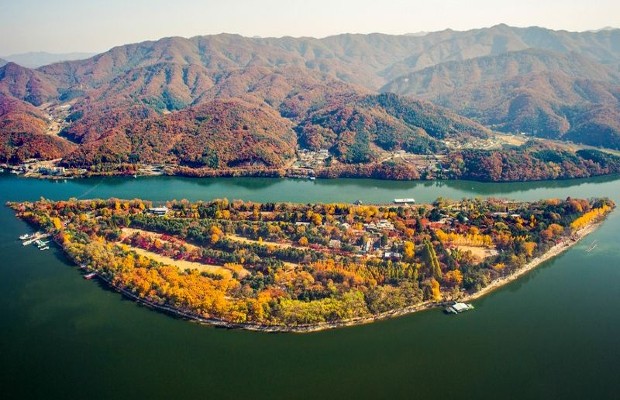 mua-thu-dao-nami-han-quoc