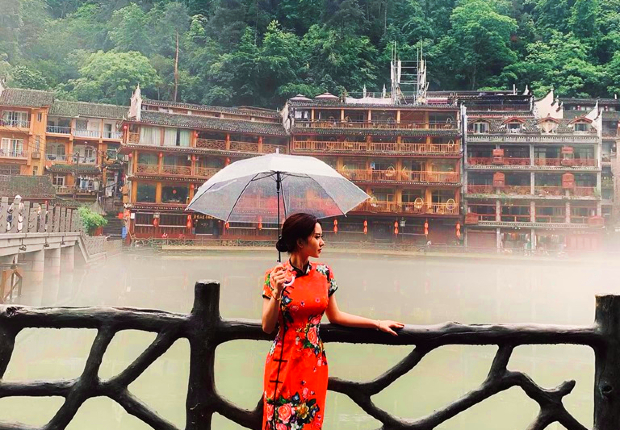 Phượng Ho&agrave;ng Cổ Trấn