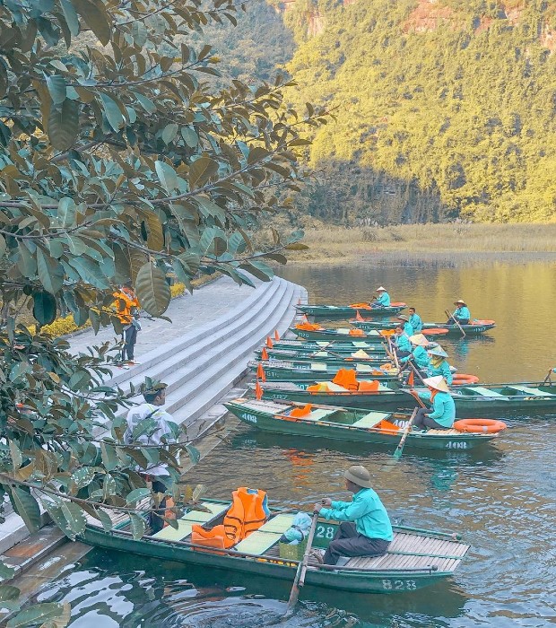 phuong-tien-du-lich-trang-an