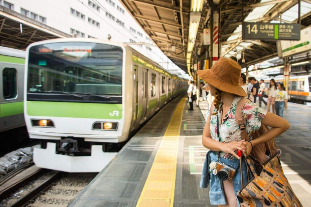tàu điện ở Nhật Bản