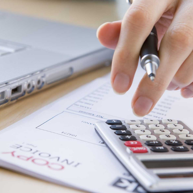 cách tính thuế phí của các hãng hàng không