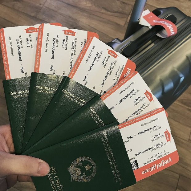 thuế phí sân bay