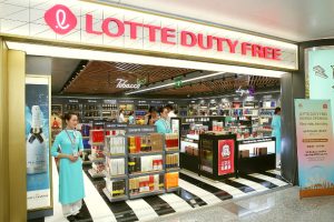 Hàng miễn thuế ở sân bay là gì?