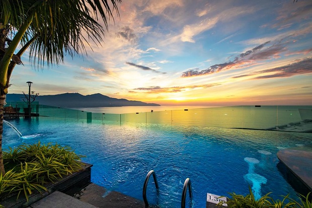 Khách sạn view biển Sala Beach
