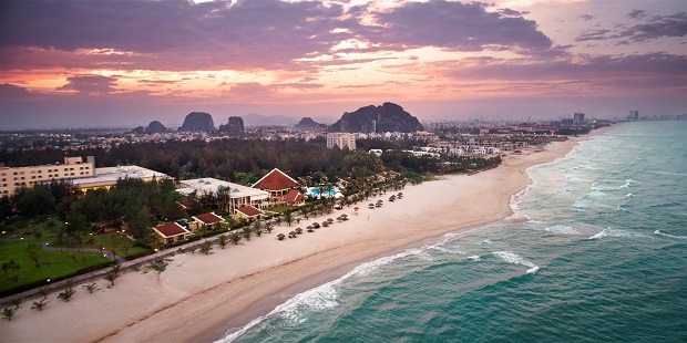 Centara Sandy có view biển Đà Nẵng