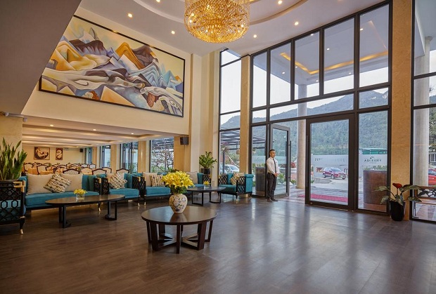 Review View Kh&aacute;ch sạn Freesia Sapa