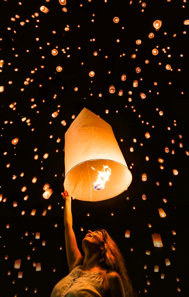 Lễ hội thả đ&egrave;n trời ở Chiang Mai