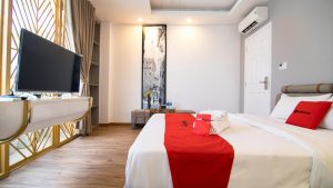 Khách sạn RedDoorz Plus near Saigon Train Station – Quận 3