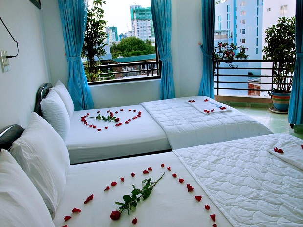 Kh&aacute;ch sạn 2 sao Nha Trang đường Trần Ph&uacute; 