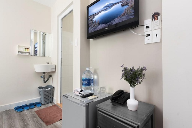 Tiện nghi đầy đủ Kh&aacute;ch sạn Zen 2 sao Nha Trang Trần Ph&uacute;