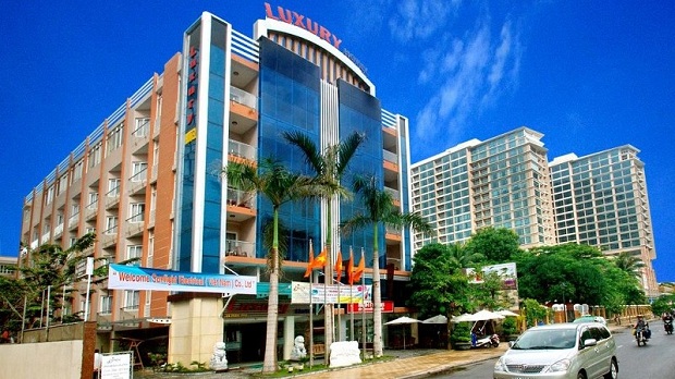 Kh&aacute;ch Sạn Luxury Nha Trang 3 sao đường Trần Ph&uacute;