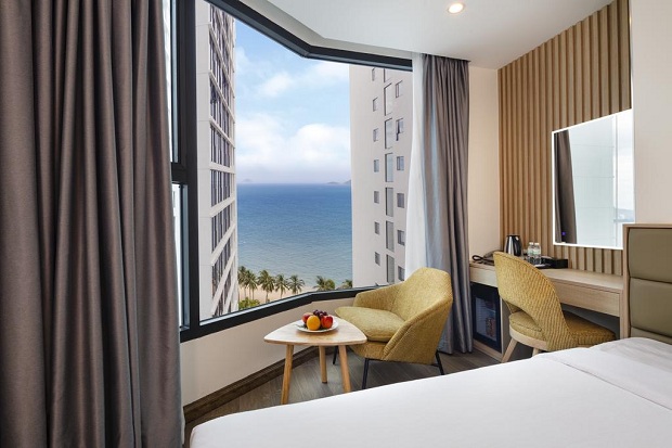 Kh&aacute;ch Sạn Lucky Sun Nha Trang đường Trần Ph&uacute;