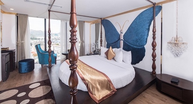 Đặt phòng khách sạn tình yêu Nha Trang