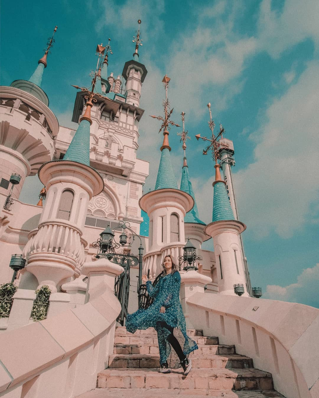 Lotte World H&agrave;n Quốc