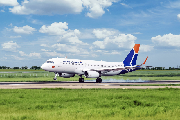 vé máy bay Pacific Airlines