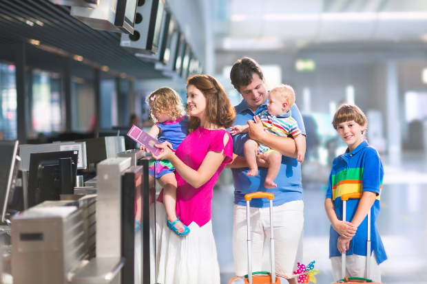 giá vé máy bay dành cho trẻ em