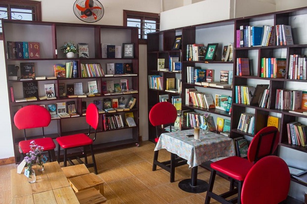 Bookaholic kh&aacute;ch sạn 3/2