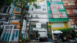 Khách sạn RedDoorz Plus @ Trung Son Residence 3 – Bình Chánh