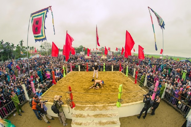 Lễ hội Tết ở Huế