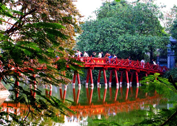 tết hà nội đi chơi đâu