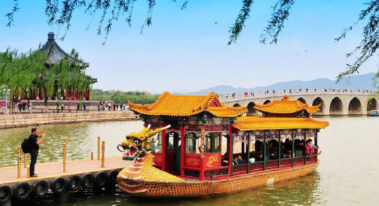 Tour du lịch TPHCM – Bắc Kinh – Vạn Lý Trường Thành 4N3Đ giá rẻ