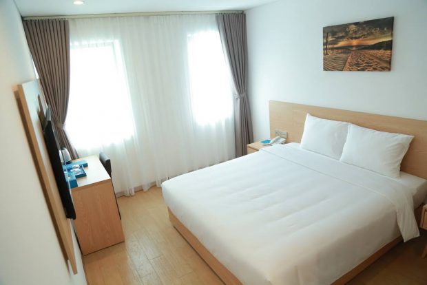 Gold Boutique Hotel - Khách sạn có ghế tình yêu