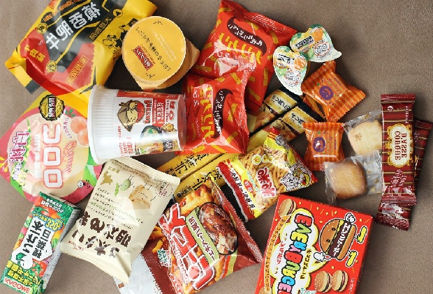 Cbuẩn bị đồ ăn khô khi đi du lịch