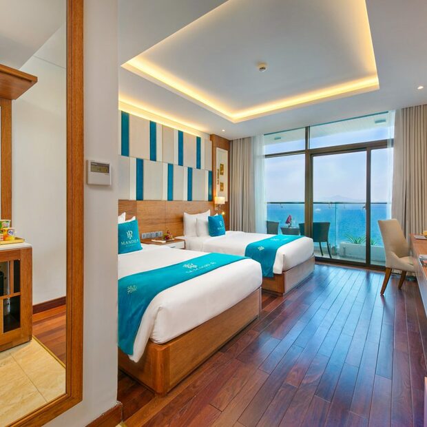 kh&aacute;ch sạn 4 sao đường V&otilde; Nguy&ecirc;n Gi&aacute;p Đ&agrave; Nẵng- MANDILA BEACH