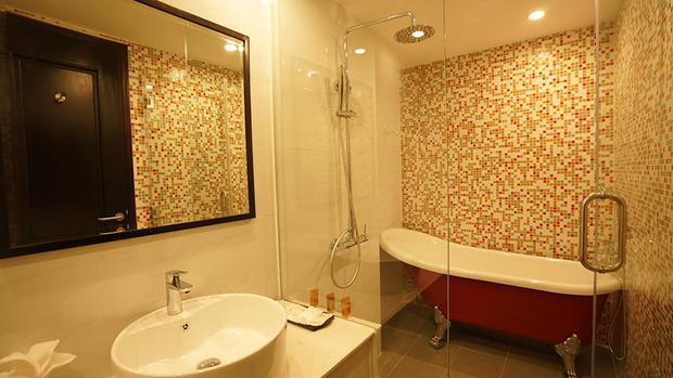 Phòng tắm Khách sạn Phú Hòa Đà Lạt khách sạn đường Tăng Bạt Hổ Đà Lạt- Phú Hòa Đà Lạt